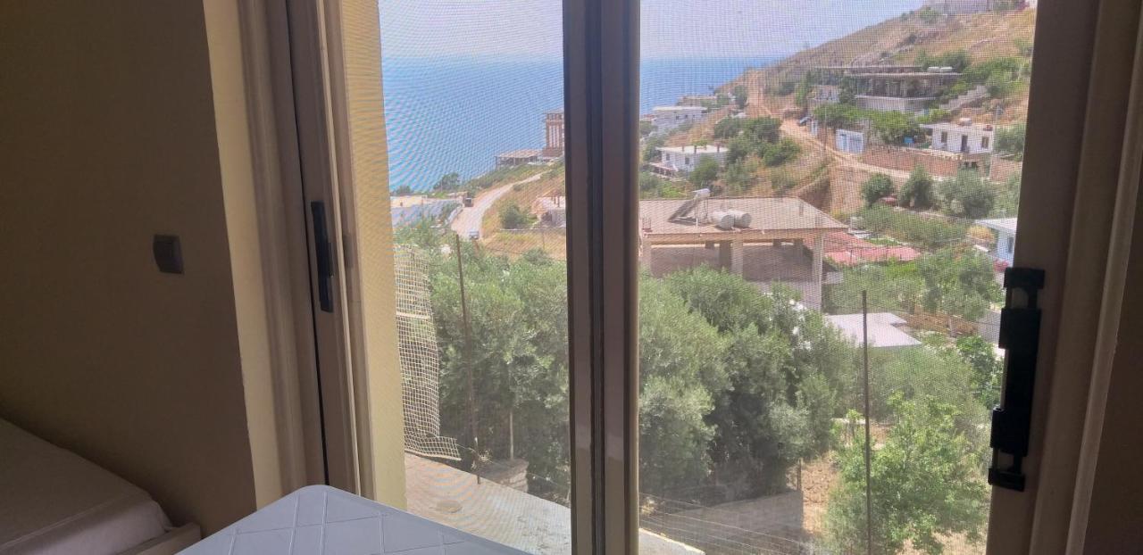 Holidays In Saranda Exterior photo